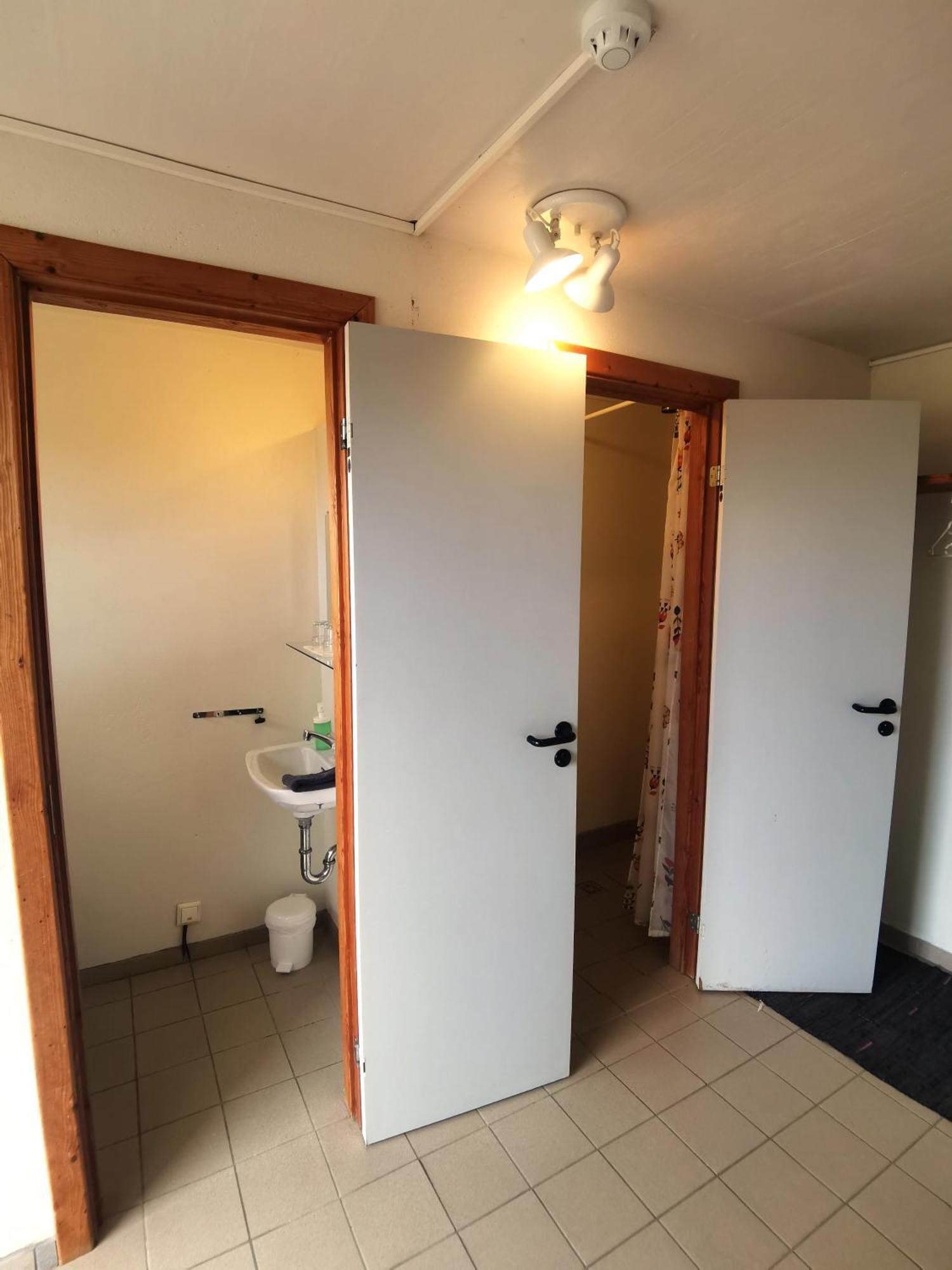 Brekkulaekur Guesthouse Hunathing Vestra Экстерьер фото